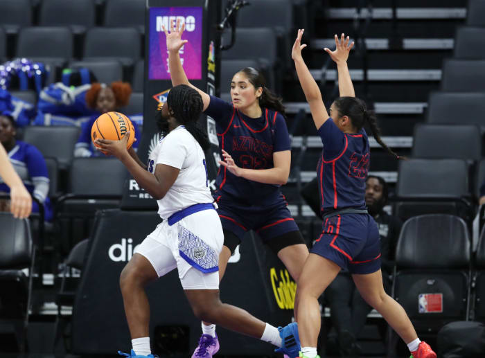 Montgomery vs Oakland CIF D5 Final March 8, 2024 Photo-Dennis Lee11